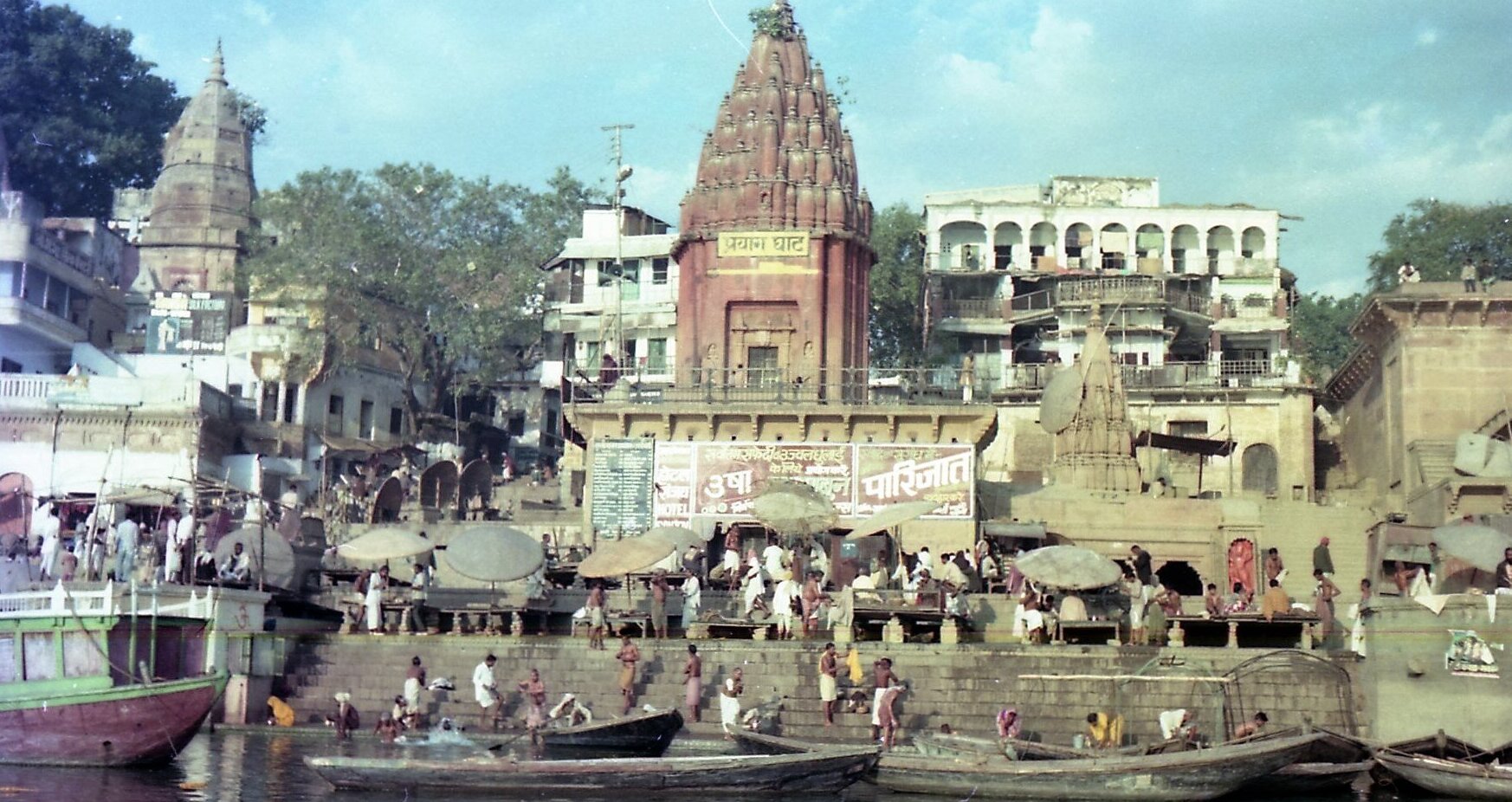 Der Hippie Trail - Varanasi, die heilige Stadt der Hindus Monika64 Zug
