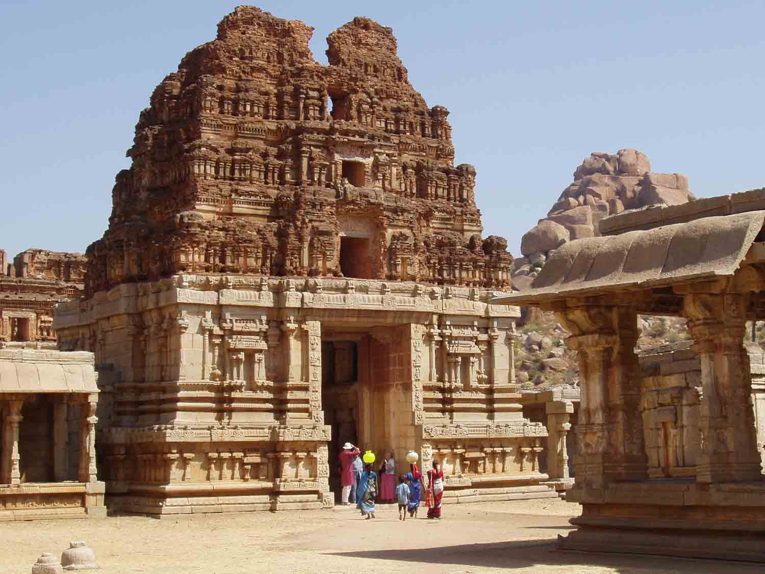 Hampi - Verlassen und tot Tabelle Silvia 093 06