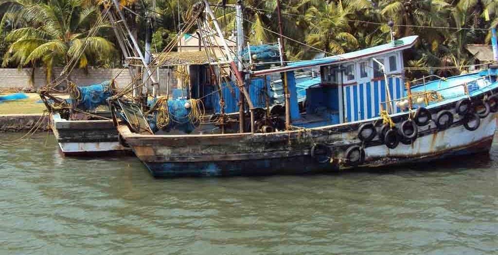 Kerala Backwaters - Verlassen der bekannten Welt Boote Zug