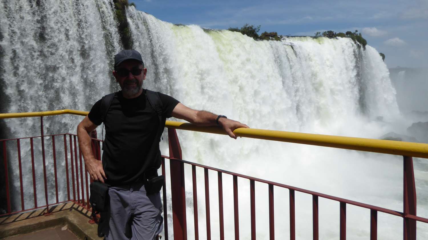 Iguaçu Falls from below