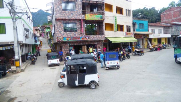 sometimes a few Tuktuks Colombian style