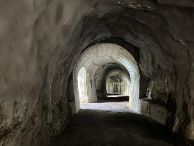 Tunnels, just for the hikers