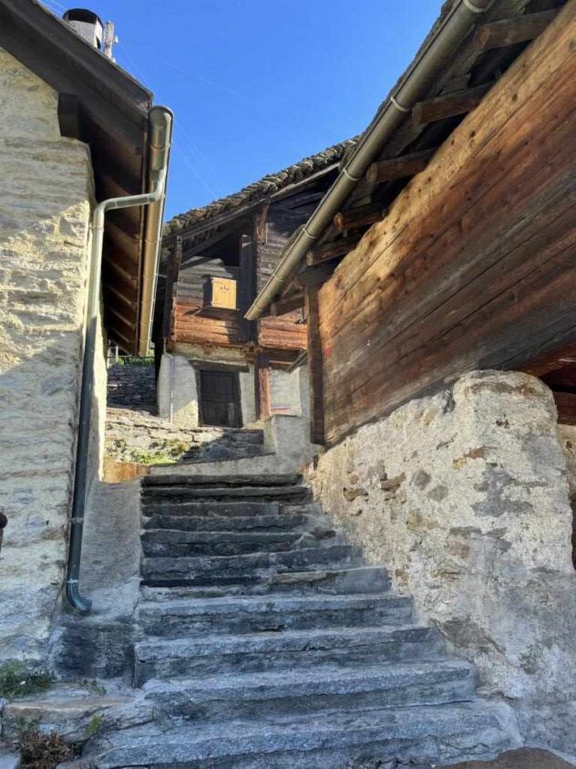 Steep steps to the upper houses