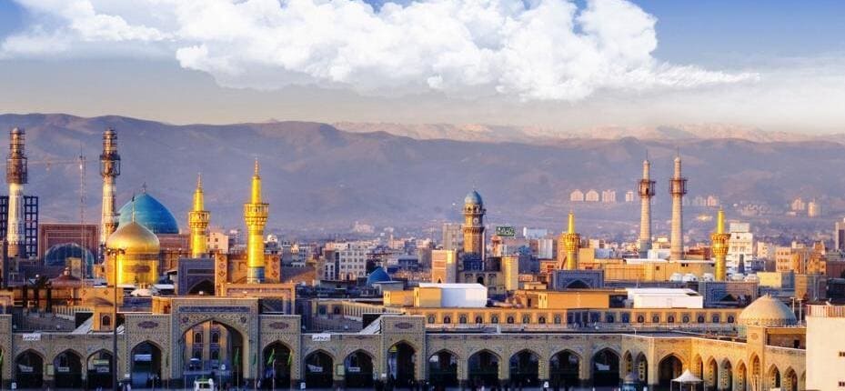 Der Hippie Trail - Maschhad, die heilige Stadt K1024 Maschad 4 Zug