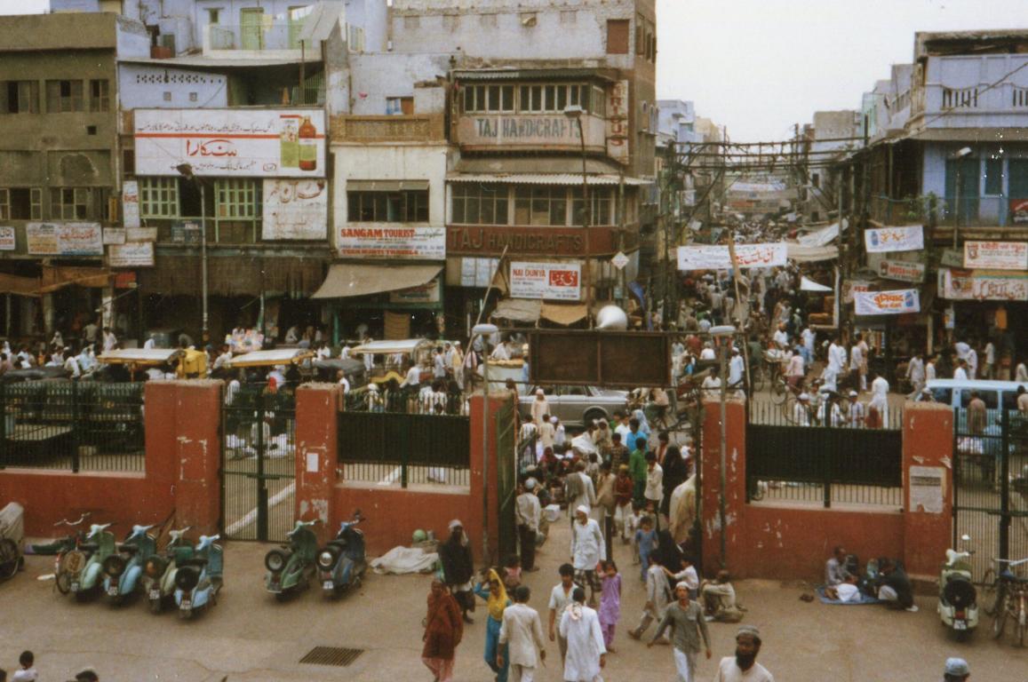 Der Hippie Trail - Leben und Sterben in Delhi Img406 Zug 1